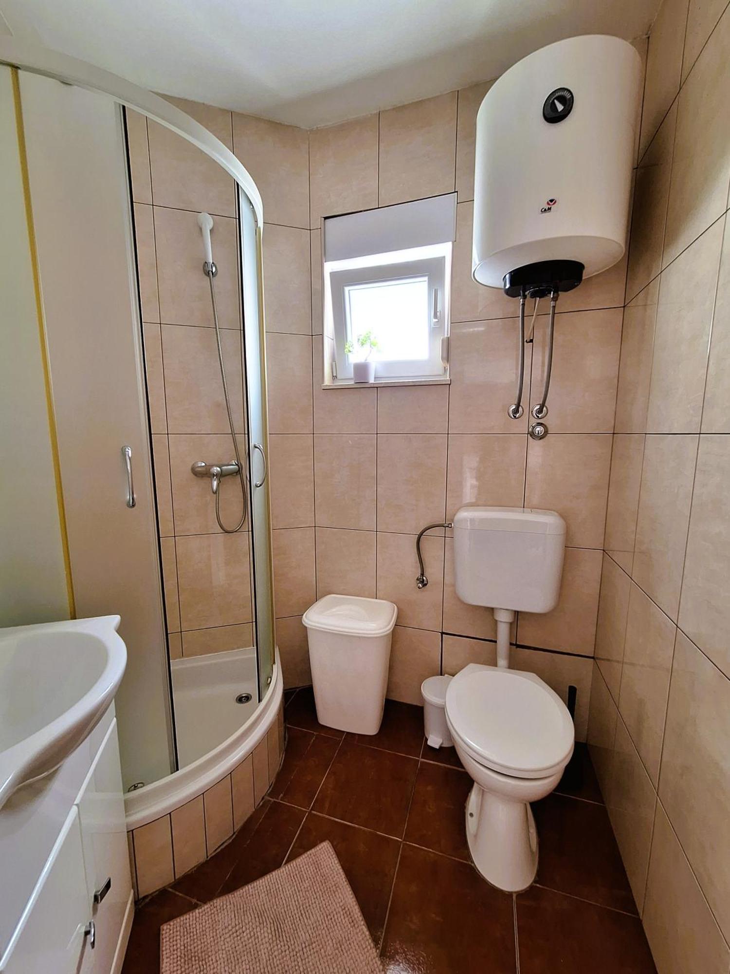 Apartmani Stine Donji Okrug  Ngoại thất bức ảnh